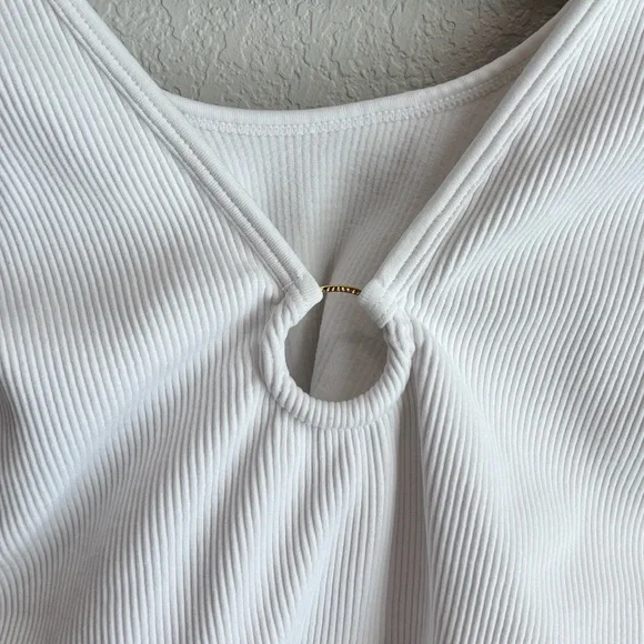 Aerie White Short Sleeve Crop Top w/ Gold Circle - Picture 2 of 6